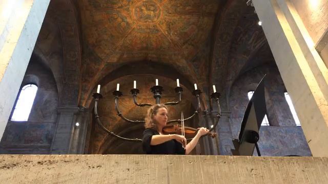 Bach BWV1004 Partita D Minor for solo violin смотреть онлайн