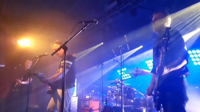 Petit Set en première partie de Marquis au Vauban 17 juin 2022, prise de vue Nelly Grall смотреть онлайн