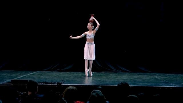 Вариация Ману из балета Баядерка, Гурьева София смотреть онлайн