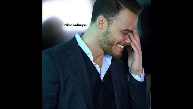 Керем Бюрсин, которому удалось во всех отношениях заставить Турцию гордиться