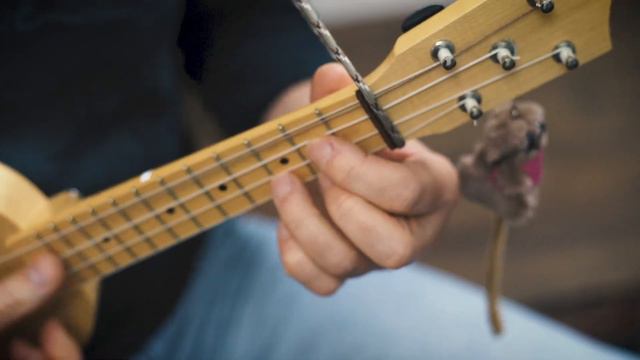 Ukulele People (original) - live-off-the-floor jam feat. 'Waltzing Mathilda' смотреть онлайн