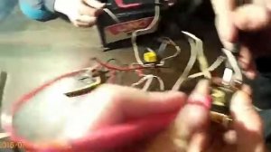 РЕЛЕ топливного насоса hyundai sonata и KIA Magentis ? где находится.