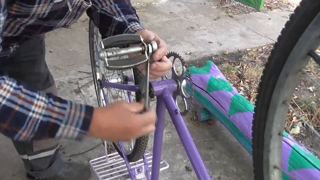 УСТАНОВКА ПЕДАЛЕЙ, старая рама ХВЗ смотреть онлайн