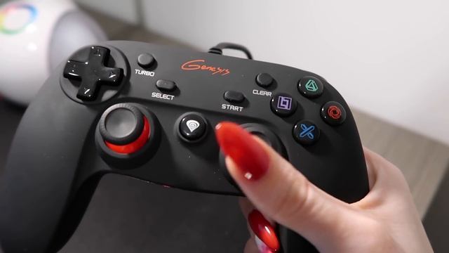 WIELKA PAKA OD GENESIS + MINI TANIEC FORTNITE смотреть онлайн