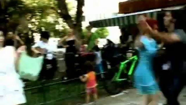 swing de gitanes - street party!!! смотреть онлайн