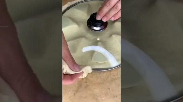 Пироги с миндалем и шоколадом