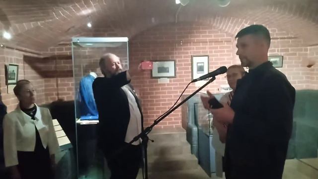 вступительное слово куратора выставки о Сергия/Паламодова смотреть онлайн