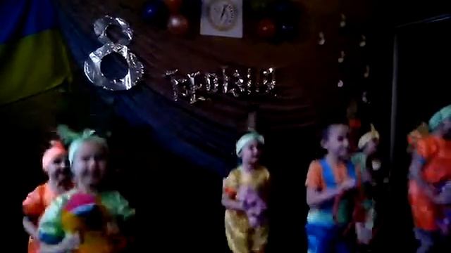 школа искусств Луганская обл. Приволье танец "Би-бика" смотреть онлайн