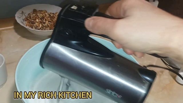 #կարակում.Ամենափխրուն,թեթև,համեղ,բերանում հալվող խմորեղենը,որը առանց  կրեմի է։#karakum.