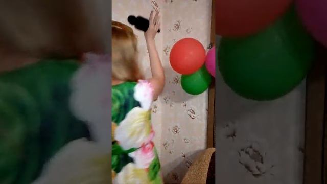 ОНА ЛЮБИЛА РОЗЫ...... смотреть онлайн