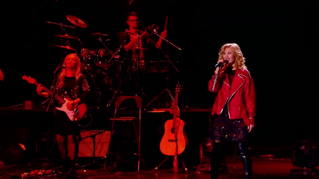 Вика Цыганова. Юбилейный концерт "30 лет на сцене", Crocus City Hall смотреть онлайн