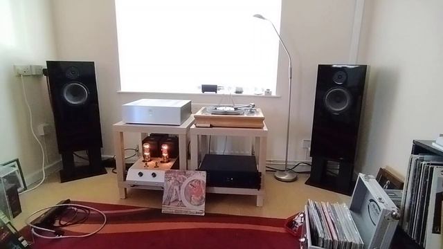 Audio Note M3 RIAA being installed in a full Audio Note UK system..... смотреть онлайн