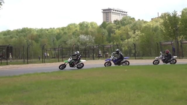 Класс Стрит Спорт 1-й этап Супермото-15 в Москве, Курьяново 5 мая 2019 смотреть онлайн