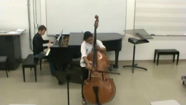 Concerto No.1 for Double Bass and Piano by Giovanni Bottesini - Third Movement смотреть онлайн