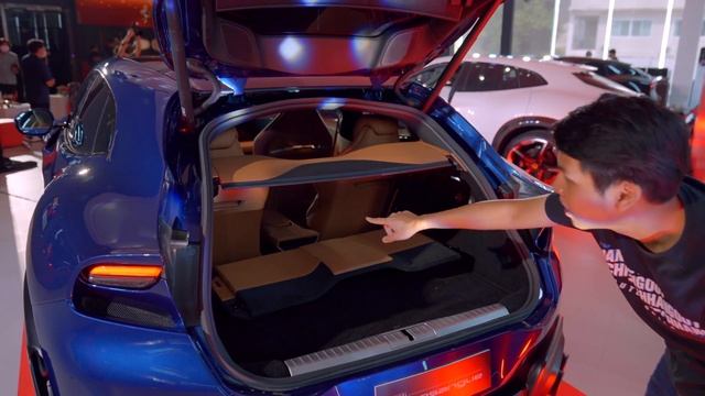 ส่อง ! Ferrari Purosangue SUV คันแรกจาก Ferrari ค่าตัว 40.7 ล้านบาท смотреть онлайн