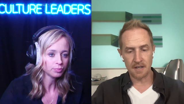 How to Ignite Community Support for Your Brand with Darren Darnborough, CEO of WeAudition смотреть онлайн