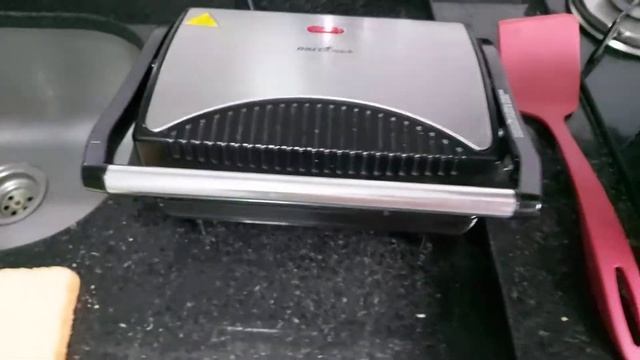 Sanduicheira E Grill Press Inox Britania смотреть онлайн