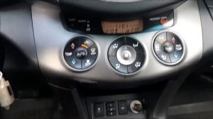 Обзор TOYOTA RAV 4 III поколения Рестайлинг, 2.0, 2011