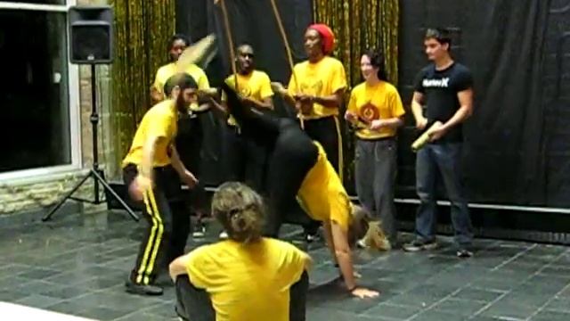 Goucher Capoeira Club roda 11/10/11 смотреть онлайн