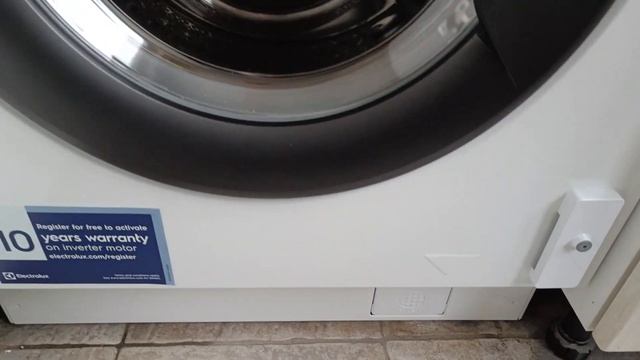 Встраиваемая стиральная машина Electrolux. Высокое качество. Хороший функционал. Сборка Италия. смотреть онлайн