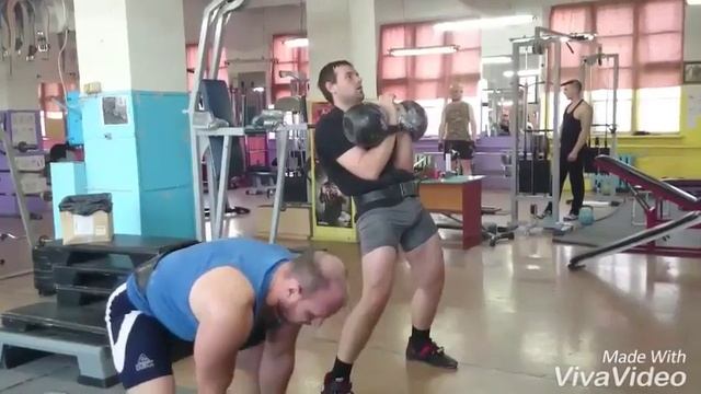 Тренировка с кандидатом в мастера спорта по гиревому виду спорта Анатолием Рыбалкиным смотреть онлайн