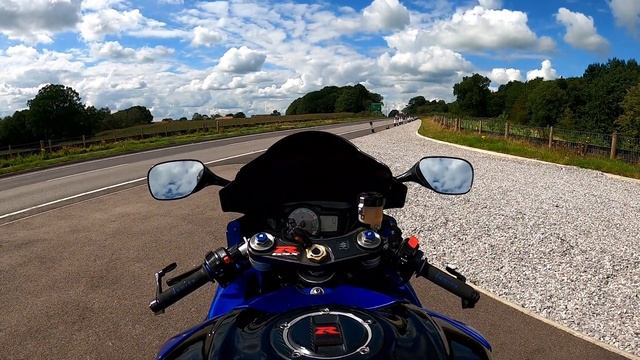 2009 Suzuki GSX-R 750 Walkaround & Test Ride смотреть онлайн