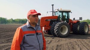Трактор RSM 2400 готов к работе в любых условиях