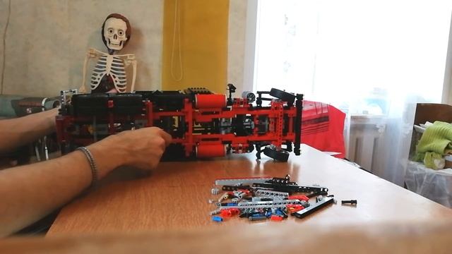 Lepin 20020 (Lego 8285) смотреть онлайн