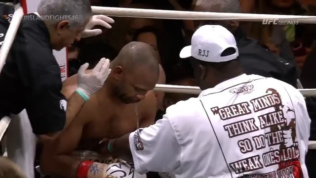 Roy Jones Jr. vs. Scott Sigmon (Рой Джонс vs. Скотт Сигмон) смотреть онлайн