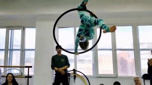 Воздушное кольцо для детей | Воздушная акробатика для детей | Воздушная гимнастика для детей