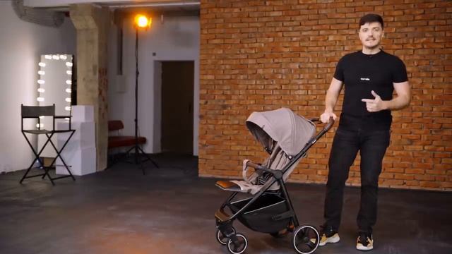 Прогулочная коляска Carrello Bravo видео обзор