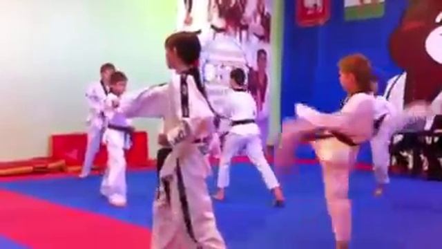 Аттестация на черные пояса смотреть онлайн