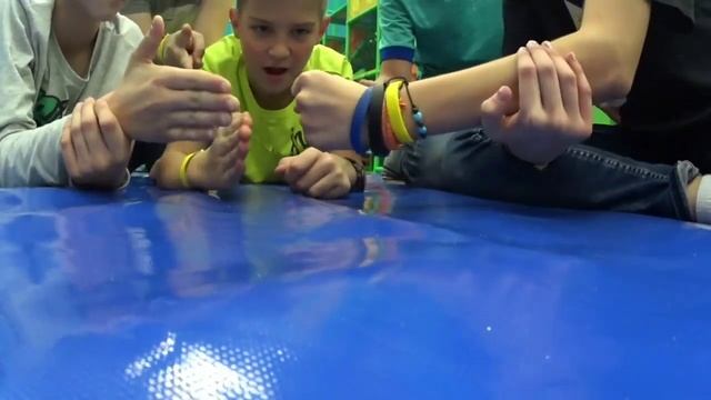 Влог // День Рождения Друга // ЗАМАНИЯ