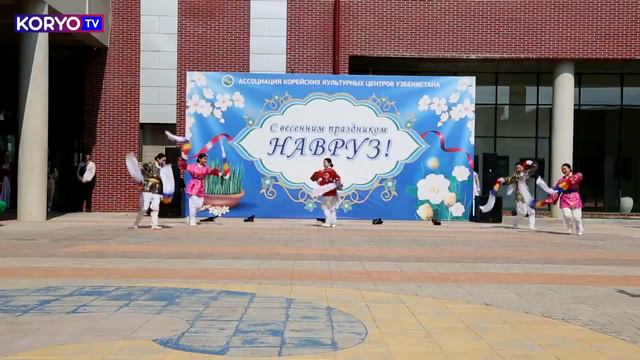 Танец с масками в исполнении ансамбля "Корё" смотреть онлайн