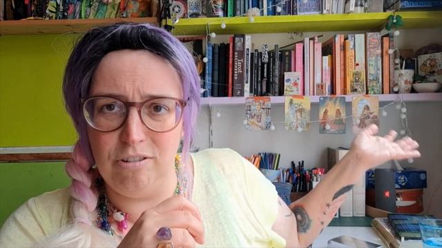 Q&A #9 Achats et (sur)consommation de tarots ? Comment j'essaie de me contrôler ? смотреть онлайн