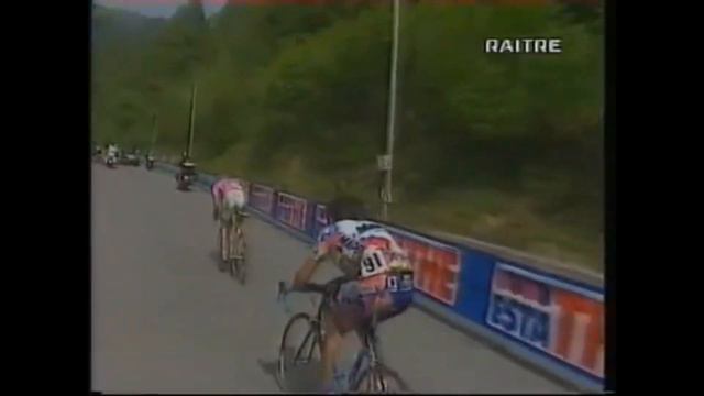 Marco Pantani vs Pavel Tonkov | Plan di Montecampione - 19ª tappa Giro d'Italia 1998 смотреть онлайн
