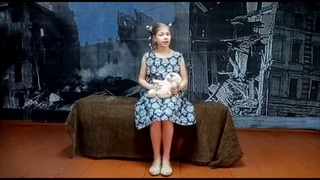 "Блокадный мишка," исполняет Нерушева Даша смотреть онлайн