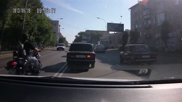 На мотоцикле можно и по «встречке»? смотреть онлайн