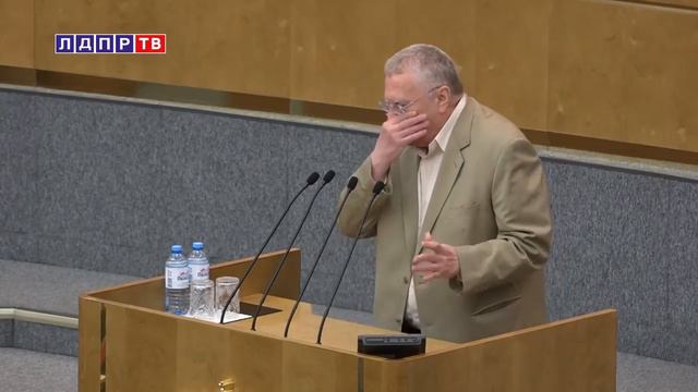 Владимир Жириновский Задача школы дать правдивую историю смотреть онлайн