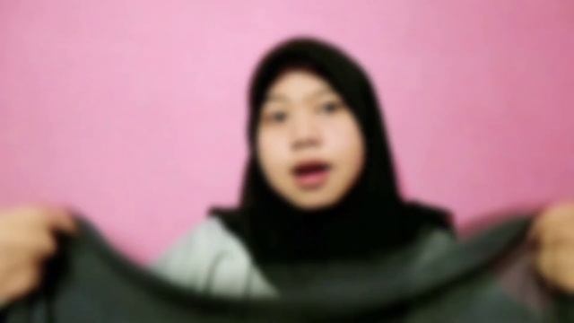 Unboxing Review Tutorial Pashmina Plisket || AKU LIVIA смотреть онлайн