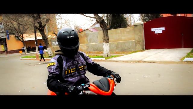 Один день из жизни мотоциклиста смотреть онлайн