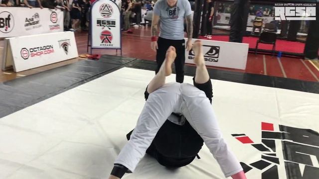 #досдачи 19 Бенч Оксана vs Вяткина Анастасия смотреть онлайн