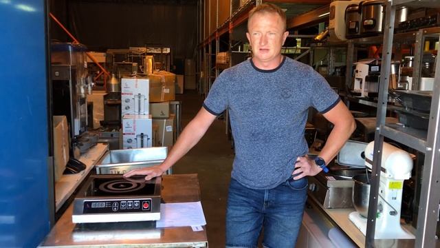 Обзор индукционной. 1-комфорочной настольной Плиты Airhot IP-3500 смотреть онлайн