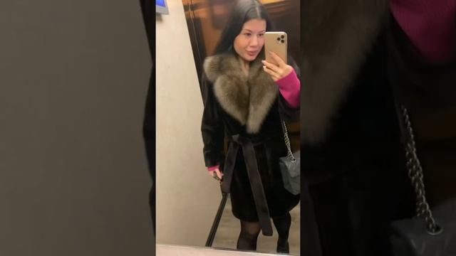 Шубы с отделкой из соболя. Стриженная норка. Шубы из стрижки. Красивые норковые шубы. Стильные шубы смотреть онлайн
