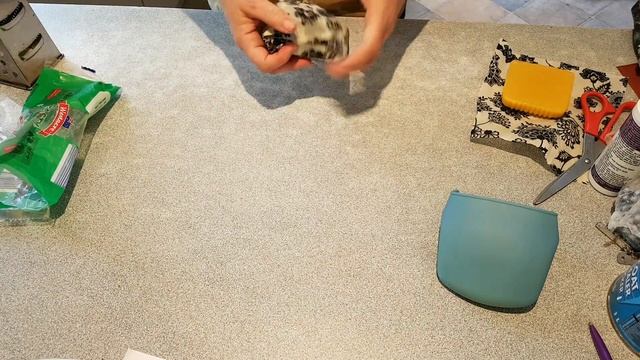 How to make beeswax cotton food wrap with either an iron or oven (Aannsha Jones creates) смотреть онлайн