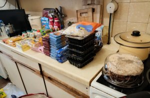 Как я зарабатываю лазая по мусоркам Москвы