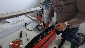 Настройка заусовщика для плитки. Пилим керамо под 45