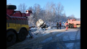 Грузовой эвакуатор. Спасение масловоза