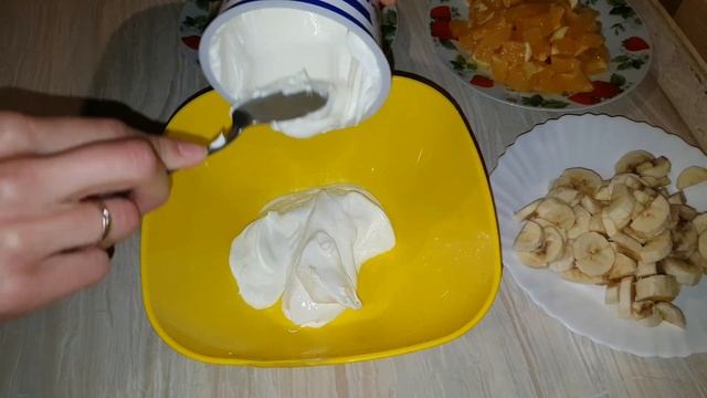 ЖЕЛЕЙНЫЙ десерт с ФРУКТАМИ и СМЕТАННОЙ ПОДЛИВОЙ! смотреть онлайн