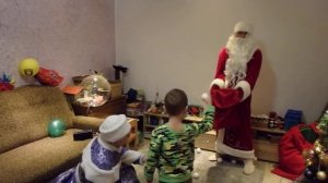 Дед Мороз в гостях у Миши - Новый Год 2020